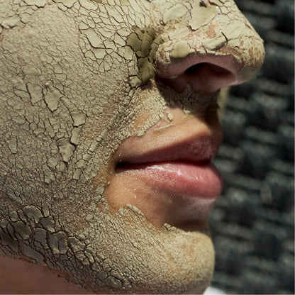 Natural Multani Mitti (Fuller’s Earth) Face & Body Care Powder (10 to 12 Gm / 1 Pkt)